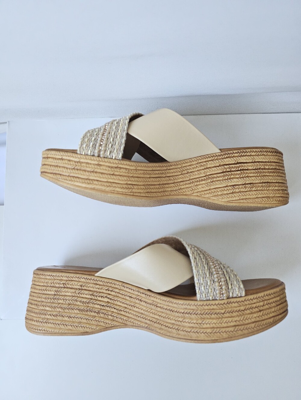 Toscanella Italy Neutral Metallic Wedge Platform Sandals - Size 7 - Picture 4 of 16